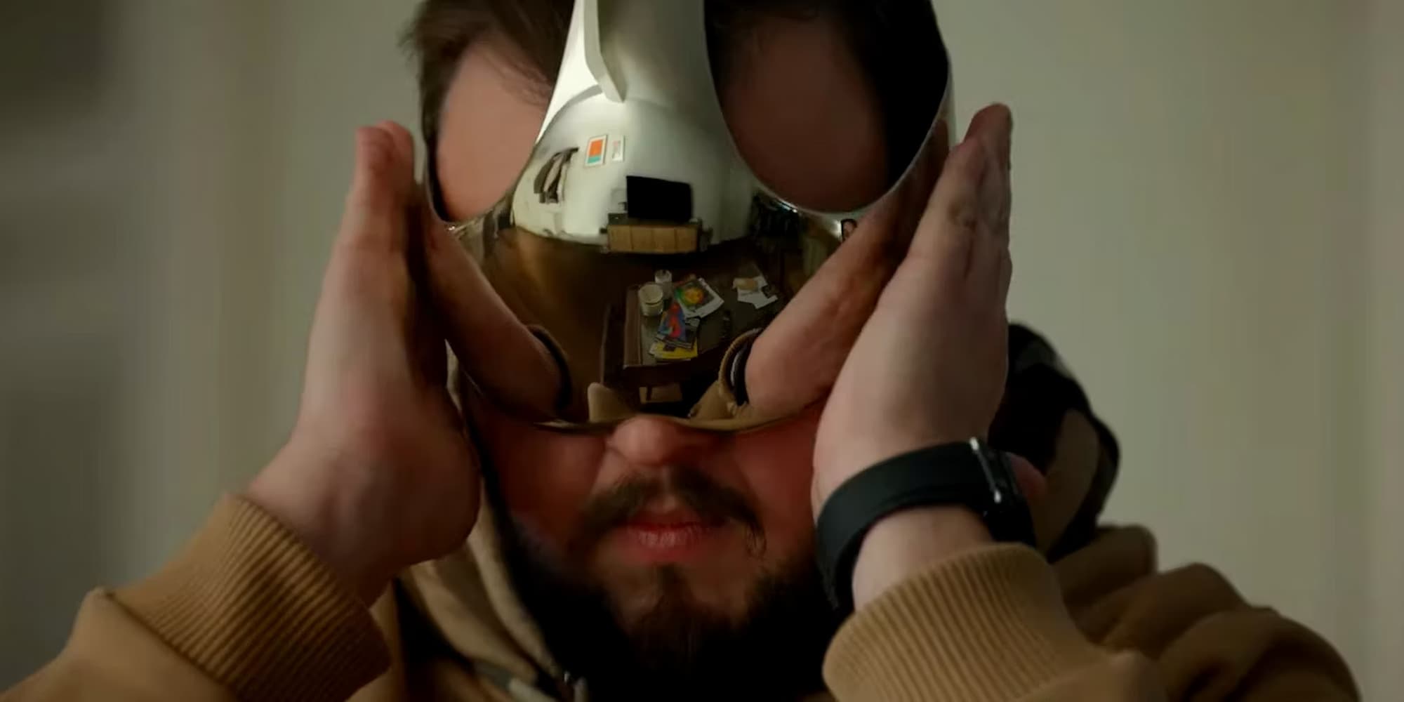 3 Body Problem VR Headset screenshot